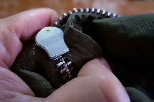 How To Fix a Backpack Zipper that's stuck