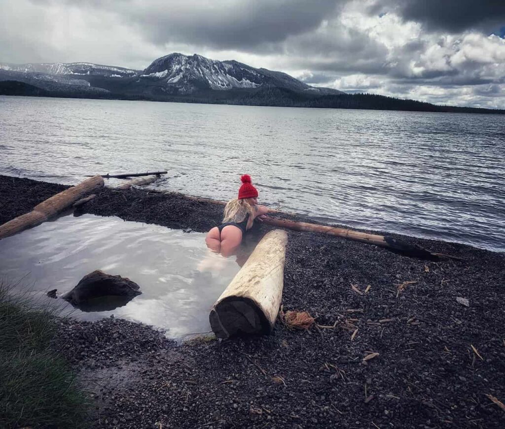 Paulina Lake Hot Springs