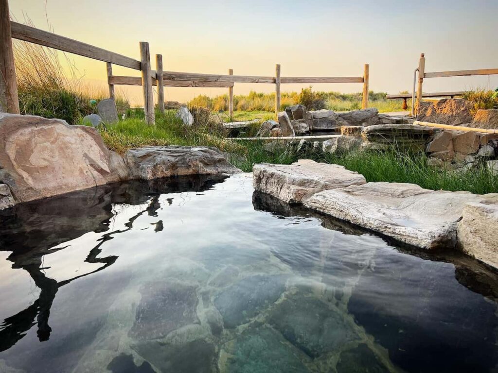 summer lake hot springs