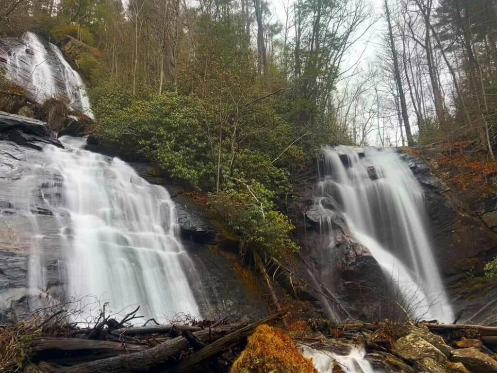 Anna Ruby Falls